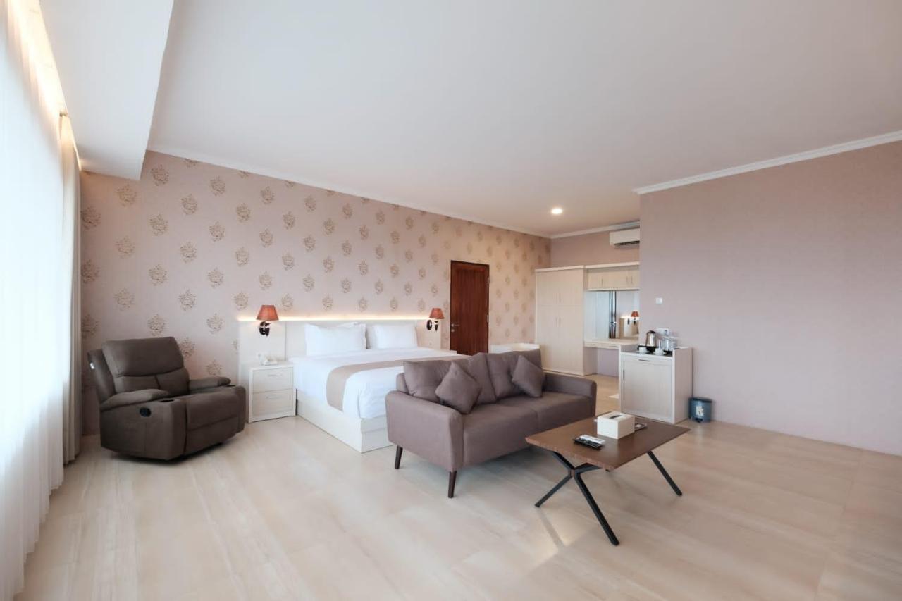 Bukit Indah Doda Hotel & Resorts パル エクステリア 写真