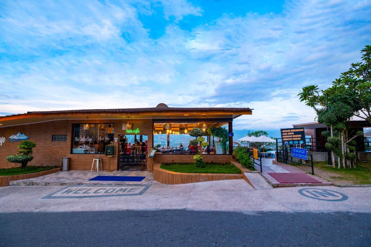 Bukit Indah Doda Hotel & Resorts パル エクステリア 写真