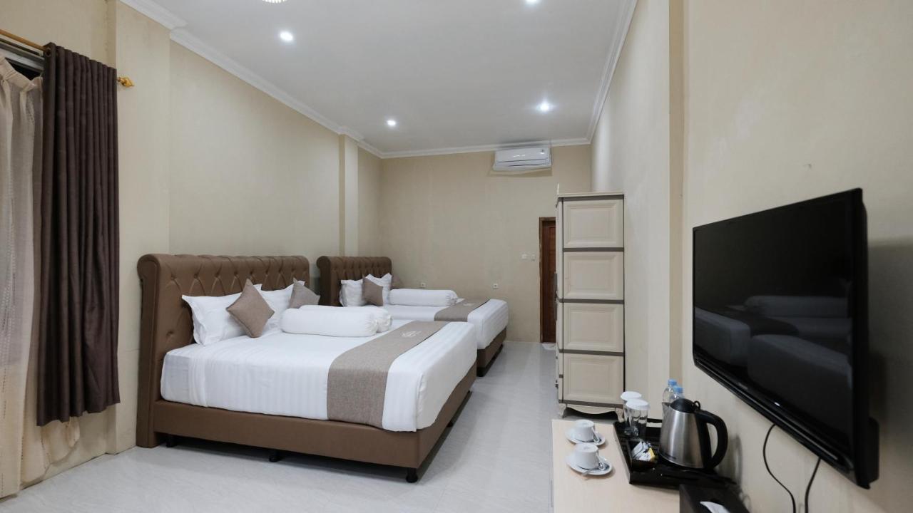 Bukit Indah Doda Hotel & Resorts パル エクステリア 写真
